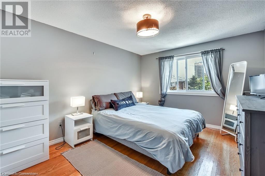 Photo 18 of 2700 Barton Street E Unit 2, Hamilton ON