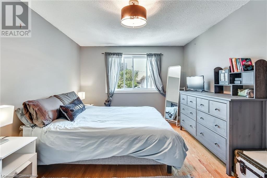 Photo 19 of 2700 Barton Street E Unit 2, Hamilton ON