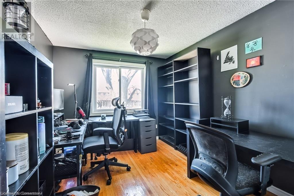 Photo 21 of 2700 Barton Street E Unit 2, Hamilton ON