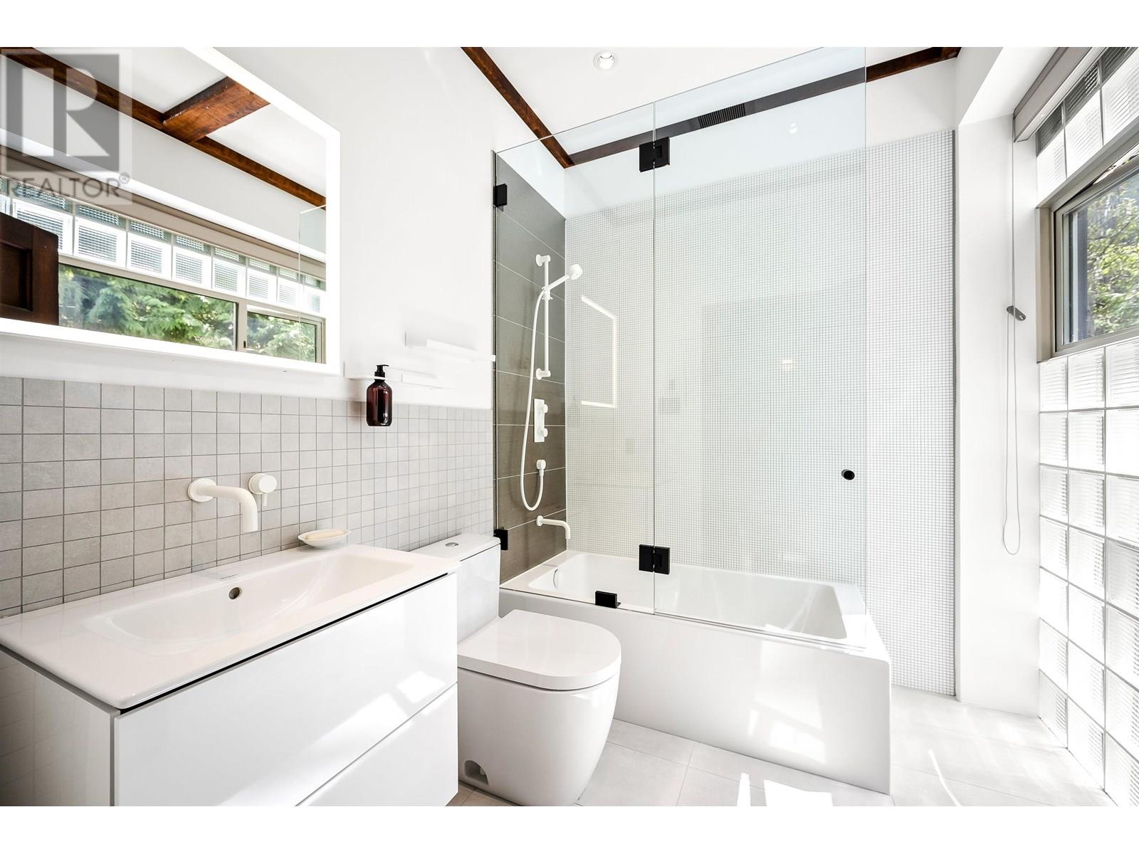 2177 TIMBER RIDGE, Whistler