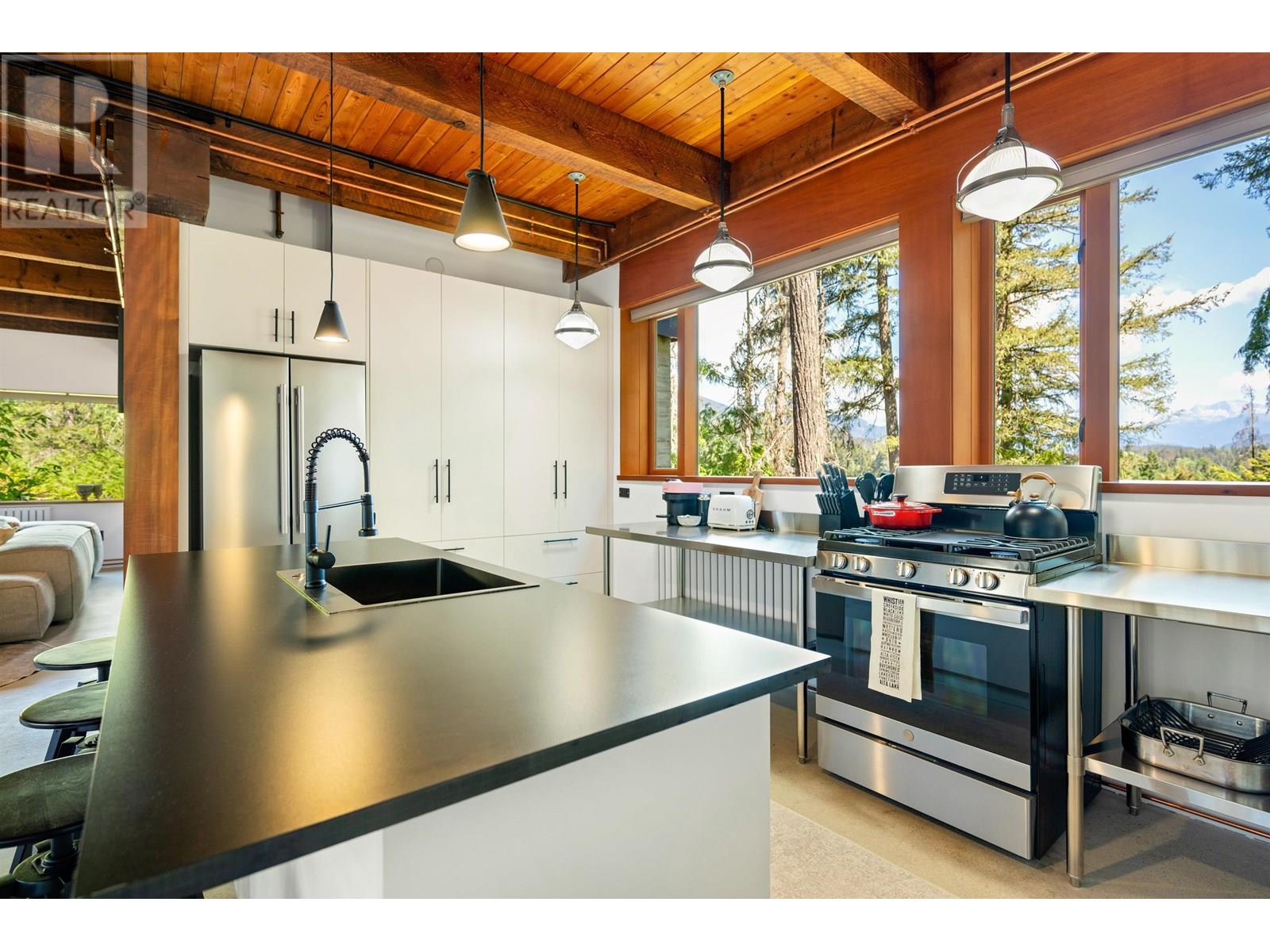 2177 TIMBER RIDGE, Whistler