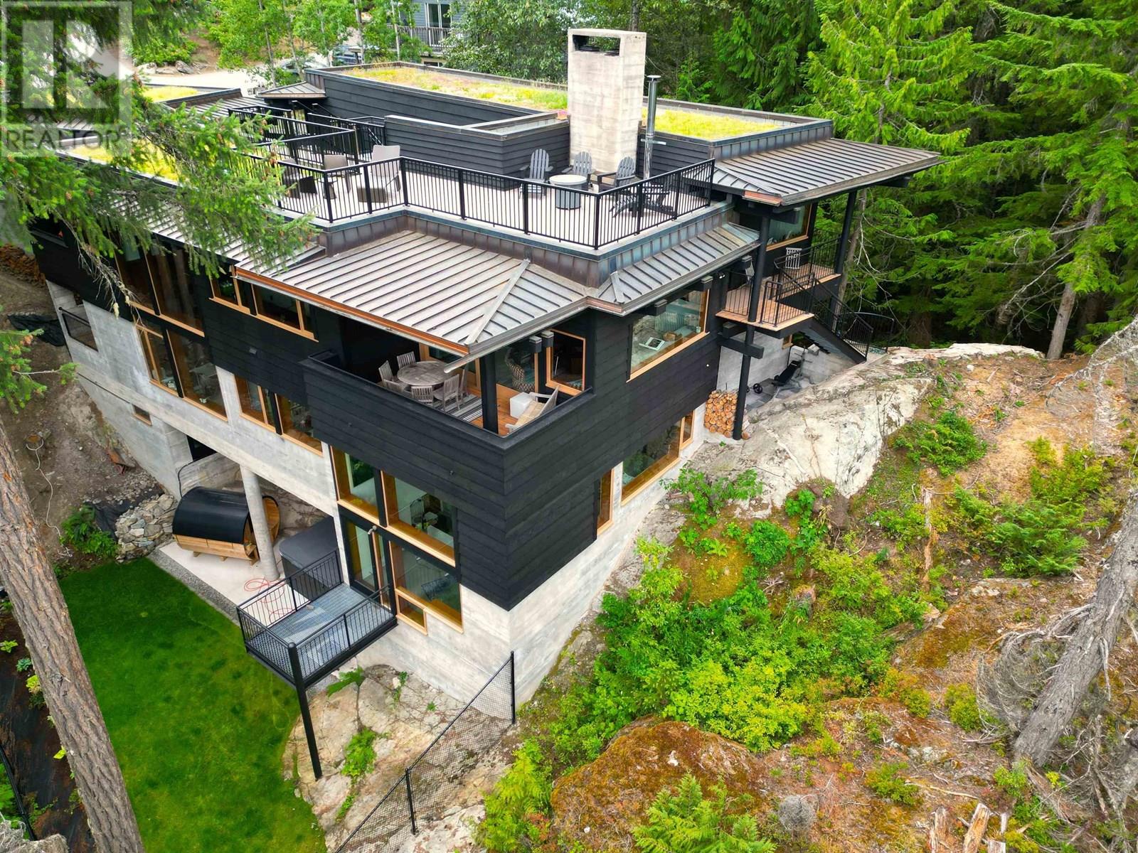 2177 TIMBER RIDGE, Whistler