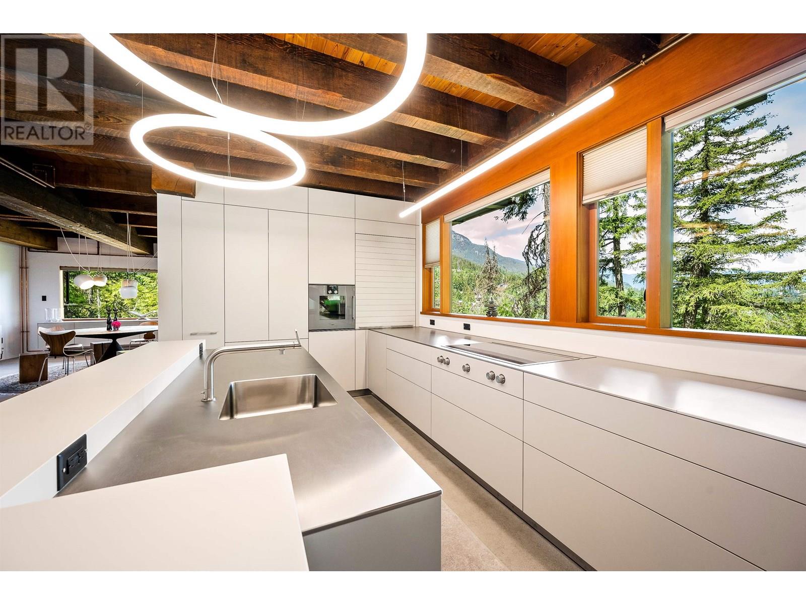 2177 TIMBER RIDGE, Whistler
