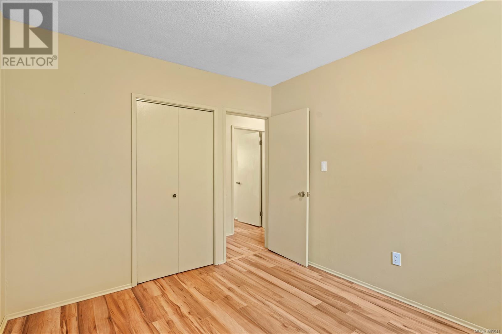 Photo 30 of 255 Sunningdale Rd E, Qualicum Beach BC