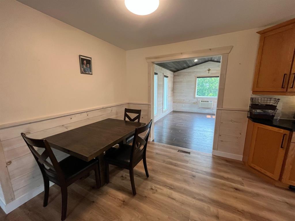 Photo 4 of 251 St Alphonse Avenue, Ste Anne MB
