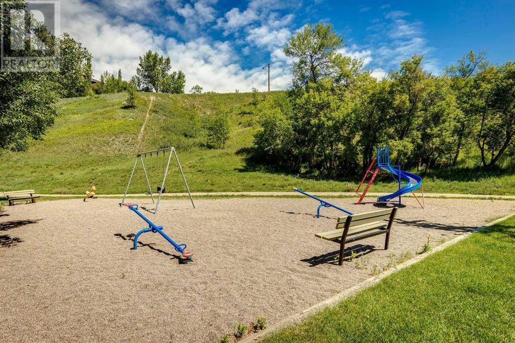 Single Family House for Sale in    Avenue NW Sunnyside Calgary 