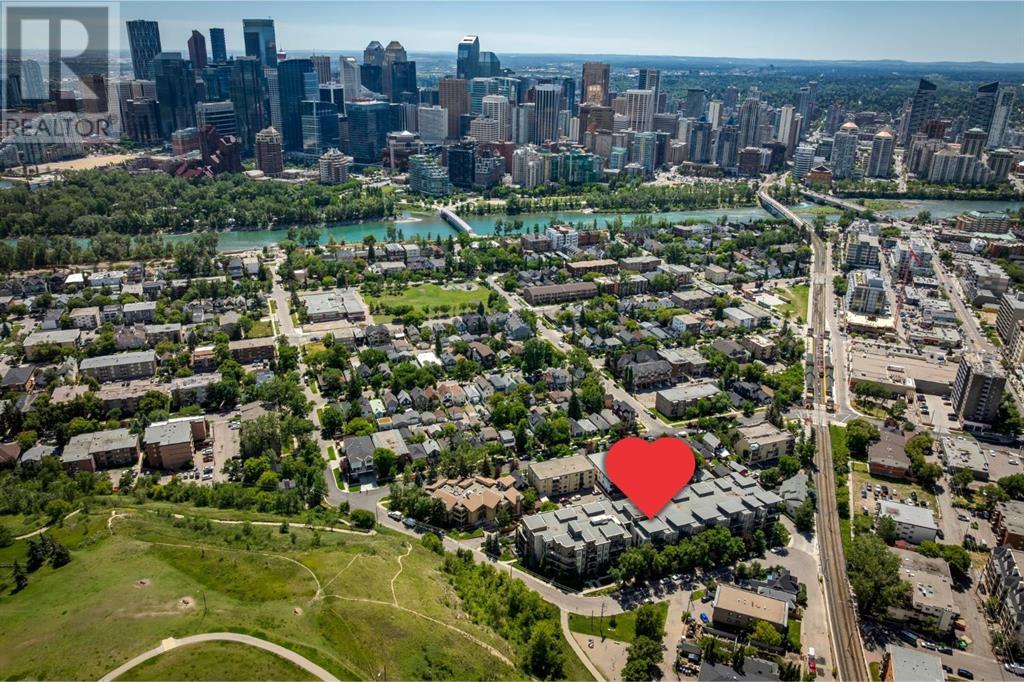 Single Family House for Sale in    Avenue NW Sunnyside Calgary 