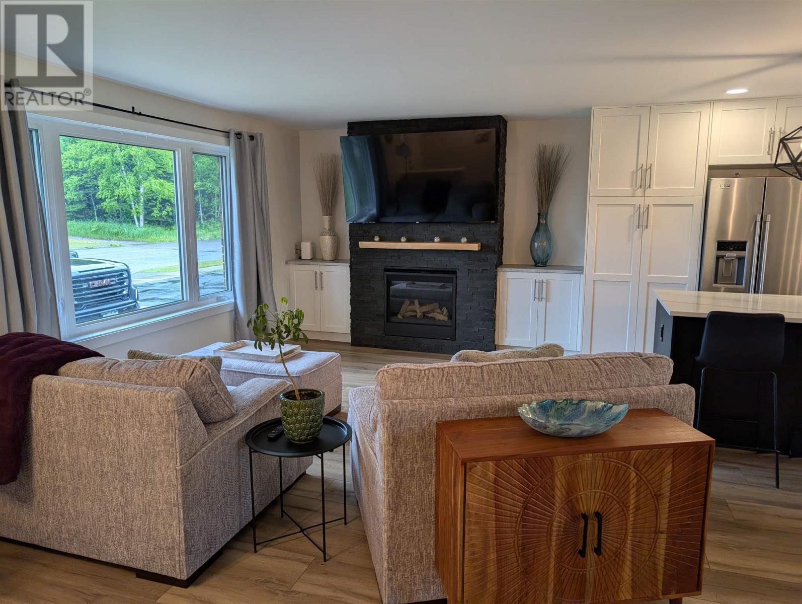 Photo 9 of 37 Birch St, Wawa ON