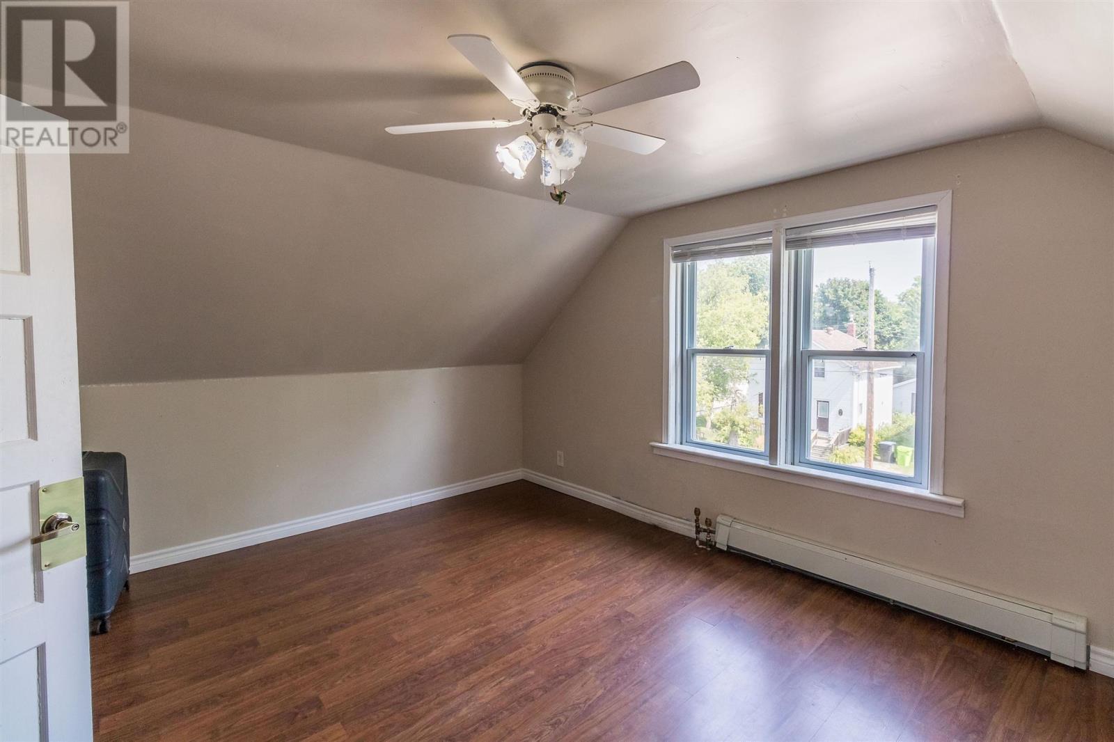 Photo 13 of 389 Bush St, Sault Ste Marie ON