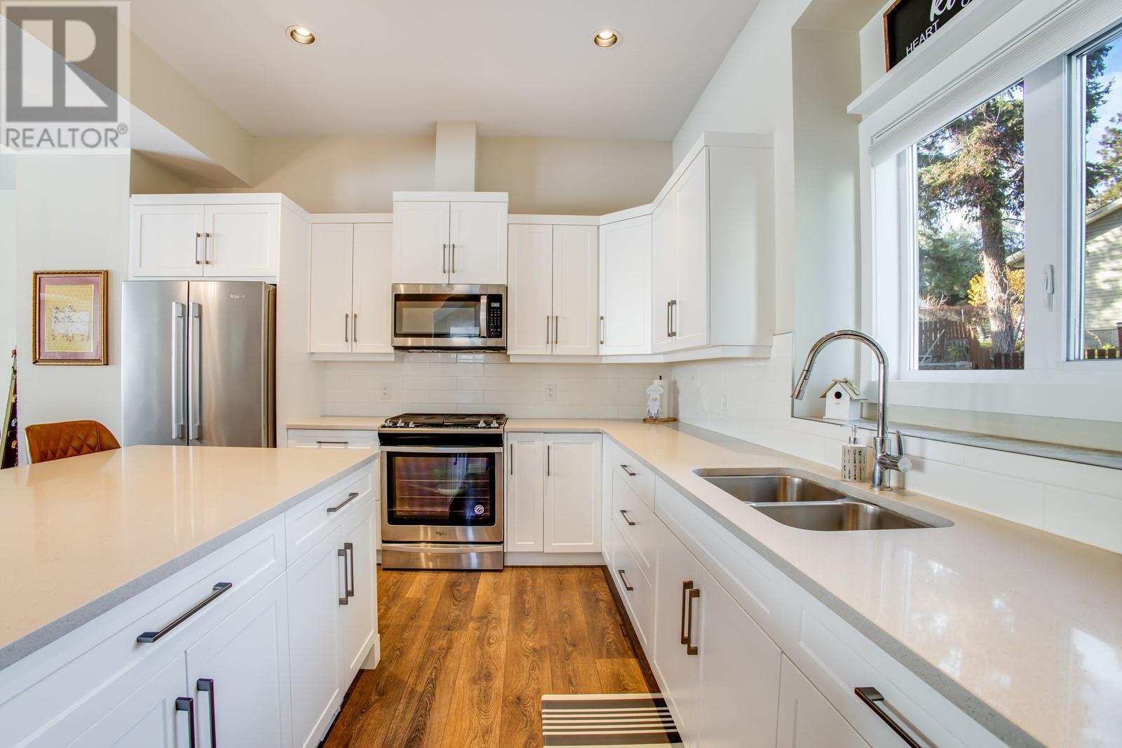 2893 Robinson Road Unit# 11, Lake Country