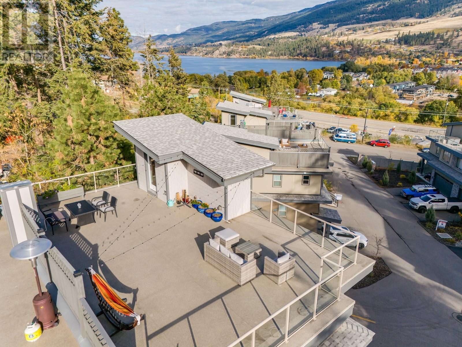 2893 Robinson Road Unit# 11, Lake Country