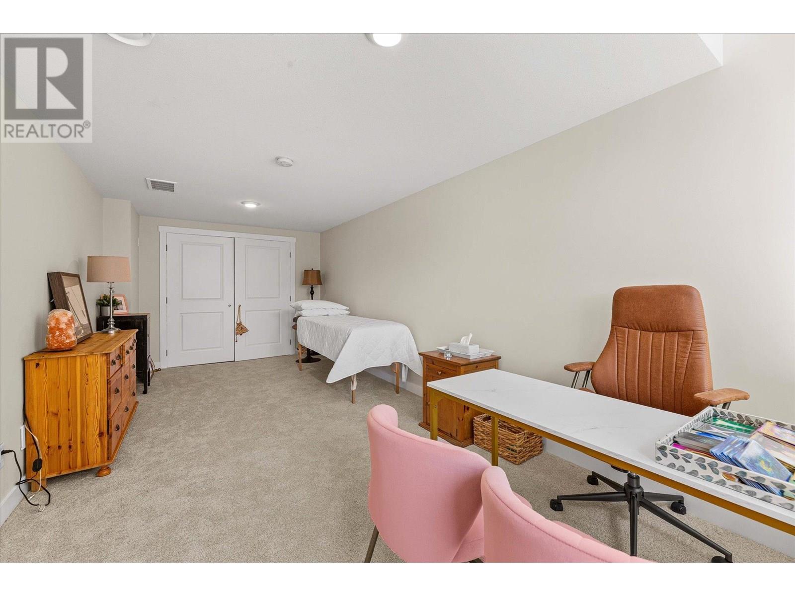 2893 Robinson Road Unit# 11, Lake Country