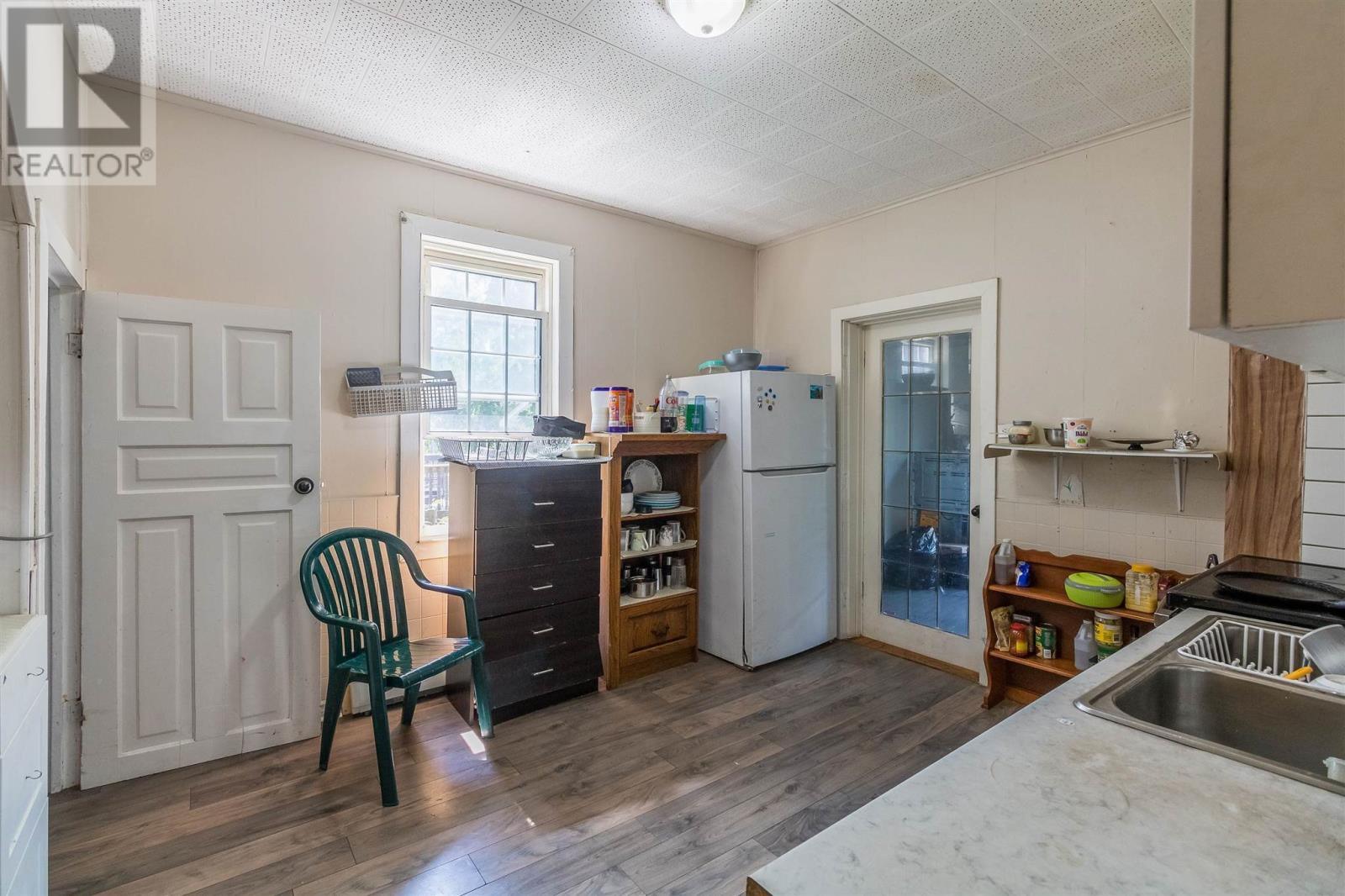 Photo 6 of 389 Bush St, Sault Ste Marie ON