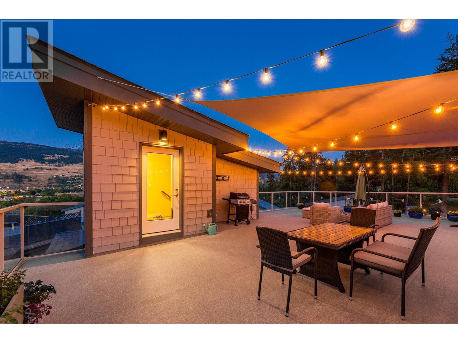 2893 Robinson Road Unit# 11, Lake Country
