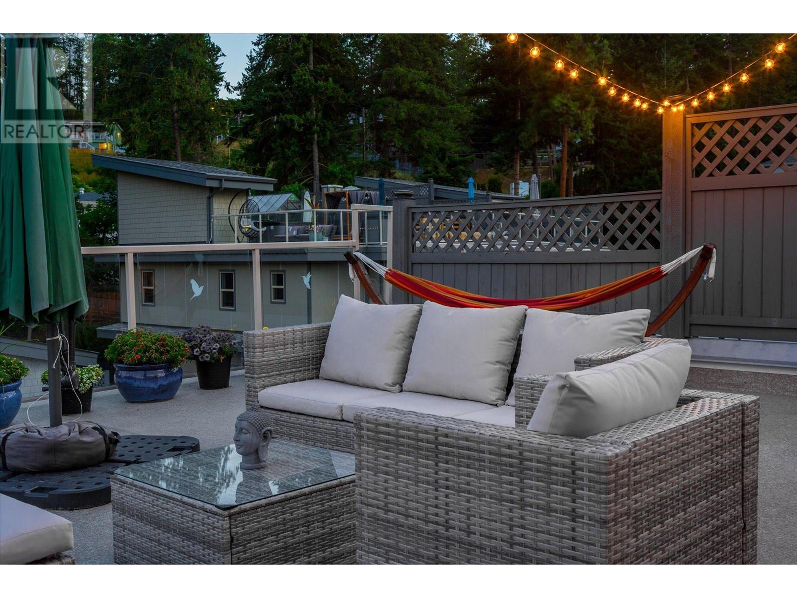 2893 Robinson Road Unit# 11, Lake Country