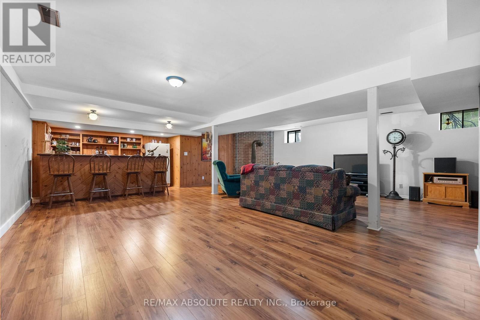 Photo 30 of 33 Old Orchard Lane, Mcnab Braeside ON