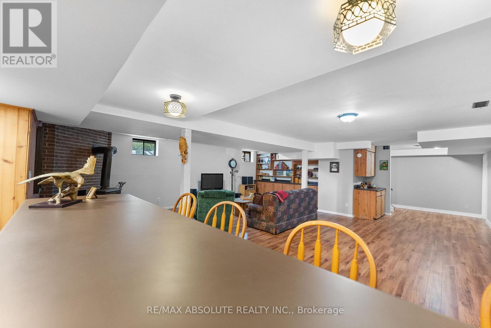 Photo 35 of 33 Old Orchard Lane, Mcnab Braeside ON