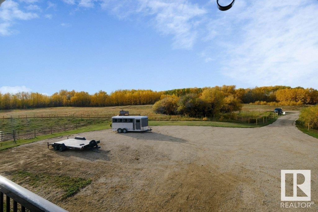 Photo 26 of 19 A 53509 Hwy 43, Rural Lac Ste Anne County AB