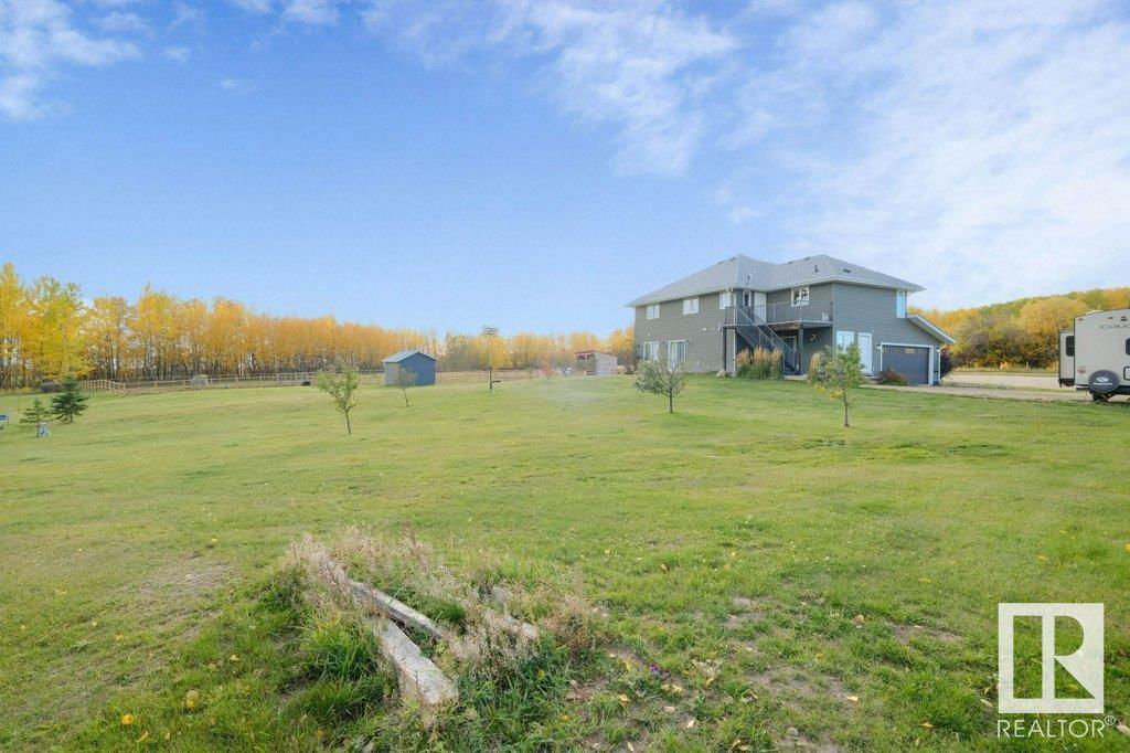 Photo 44 of 19 A 53509 Hwy 43, Rural Lac Ste Anne County AB