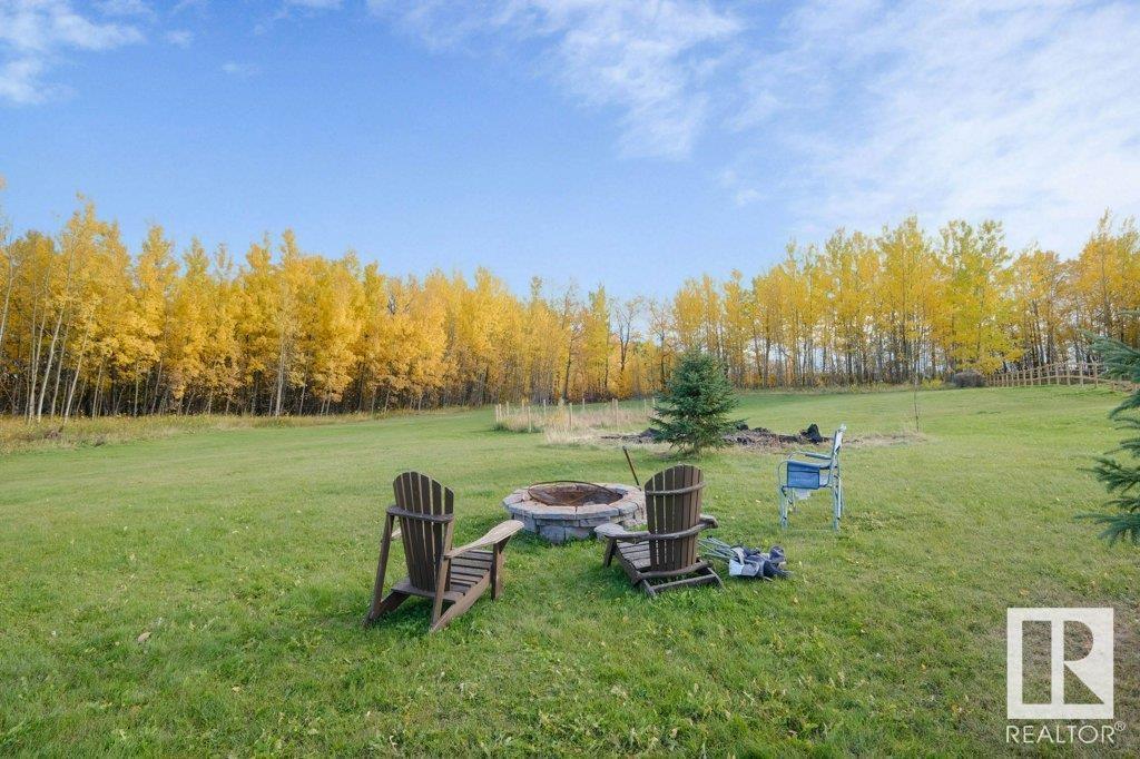 Photo 45 of 19 A 53509 Hwy 43, Rural Lac Ste Anne County AB
