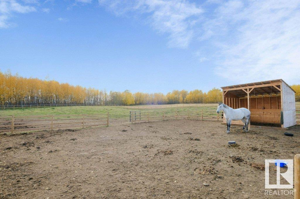 Photo 48 of 19 A 53509 Hwy 43, Rural Lac Ste Anne County AB