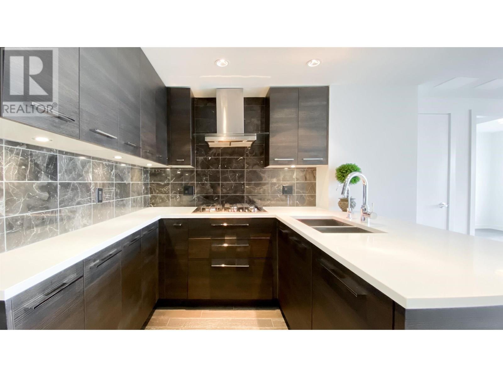 Photo 1 of 1706 7488 Lansdowne Road, Richmond BC