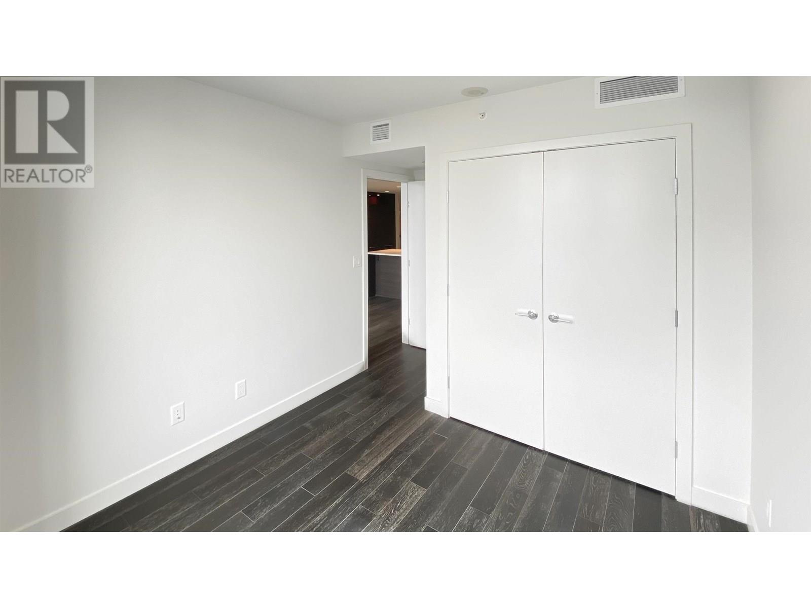 Photo 19 of 1706 7488 Lansdowne Road, Richmond BC