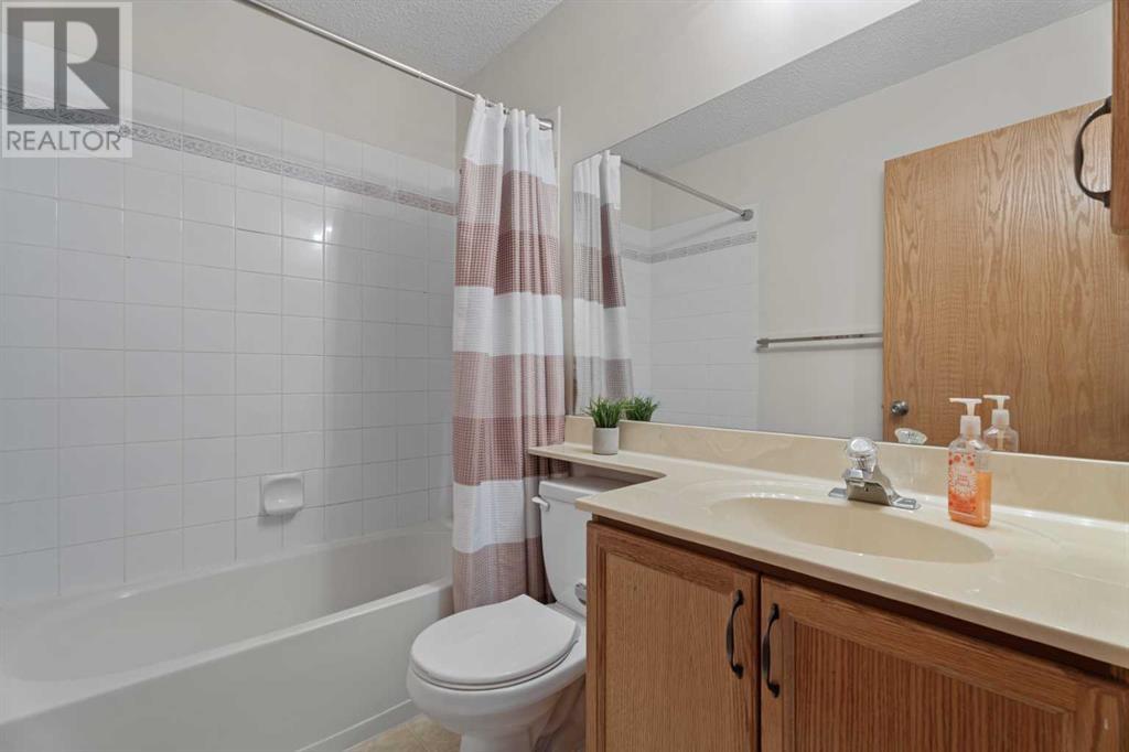 Single Family House for Sale in  Covewood Park NE Coventry Hills Calgary 