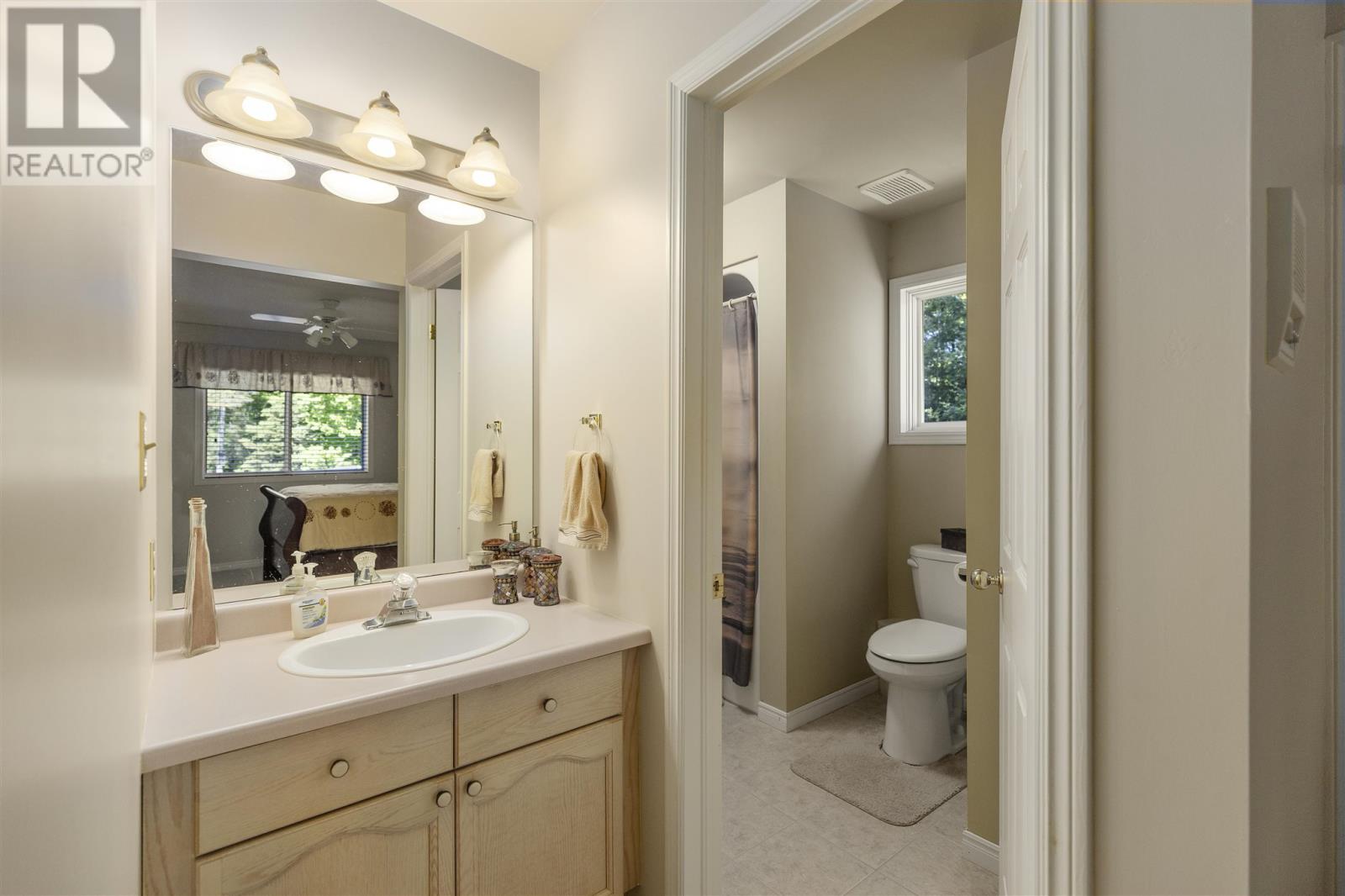 Photo 23 of 73 Birkshire Pl, Sault Ste Marie ON