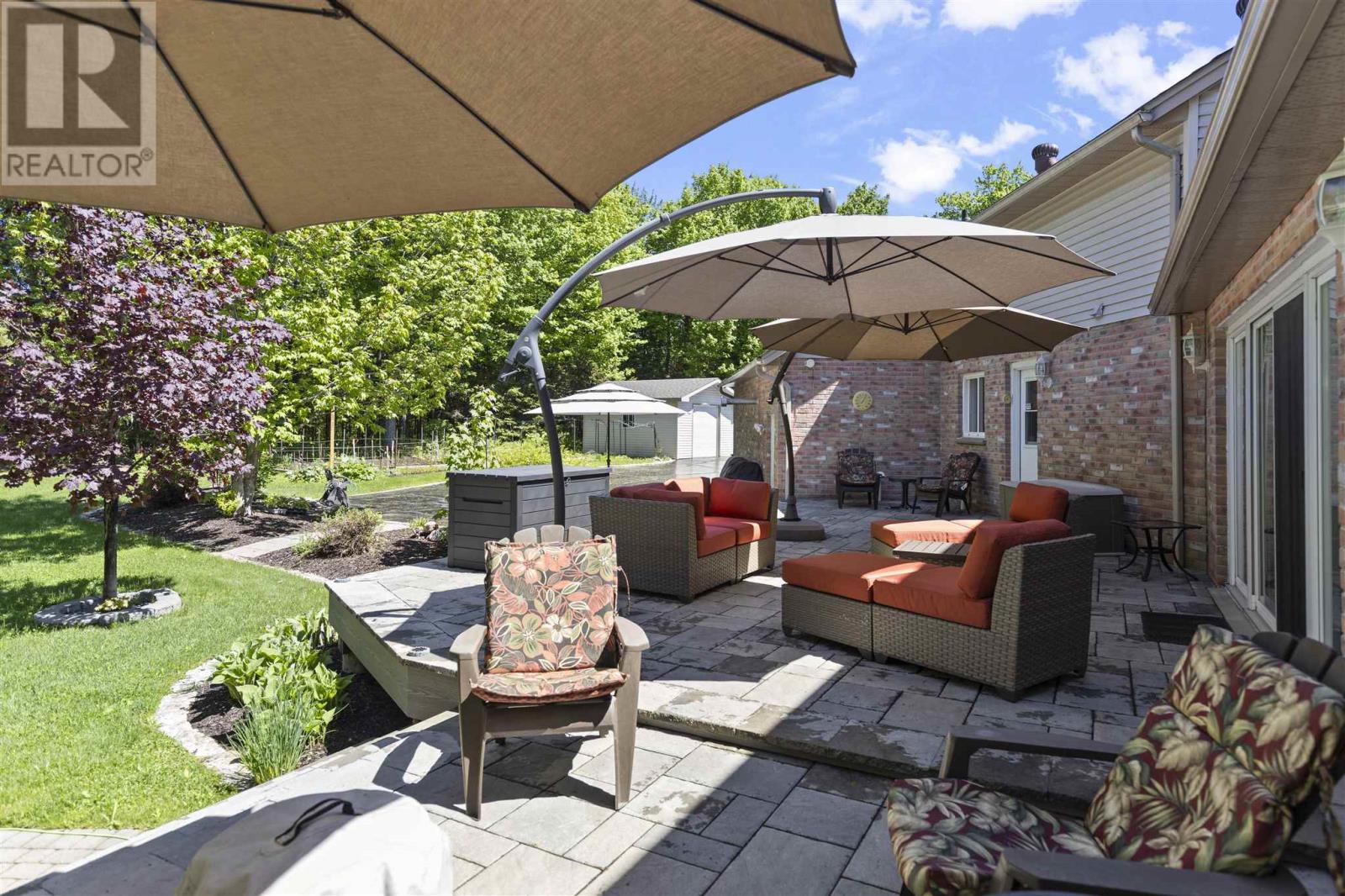 Photo 41 of 73 Birkshire Pl, Sault Ste Marie ON