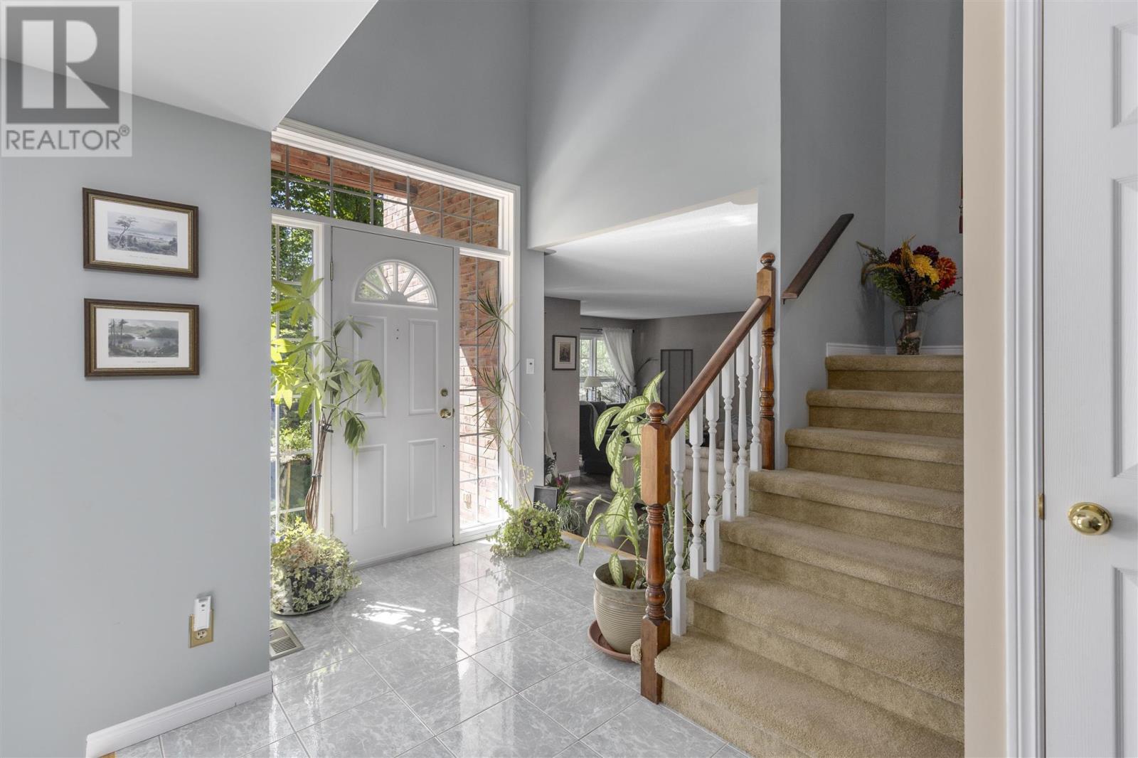 Photo 3 of 73 Birkshire Pl, Sault Ste Marie ON