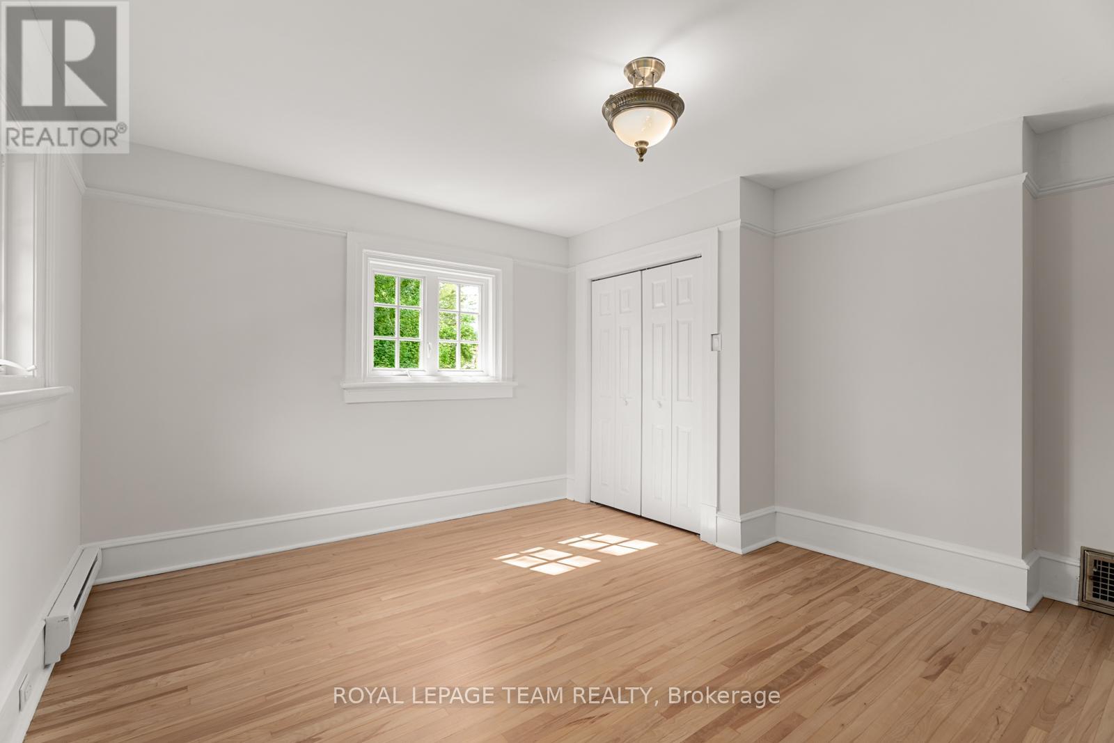 Photo 18 of 308 Manor Avenue, Ottawa ON
