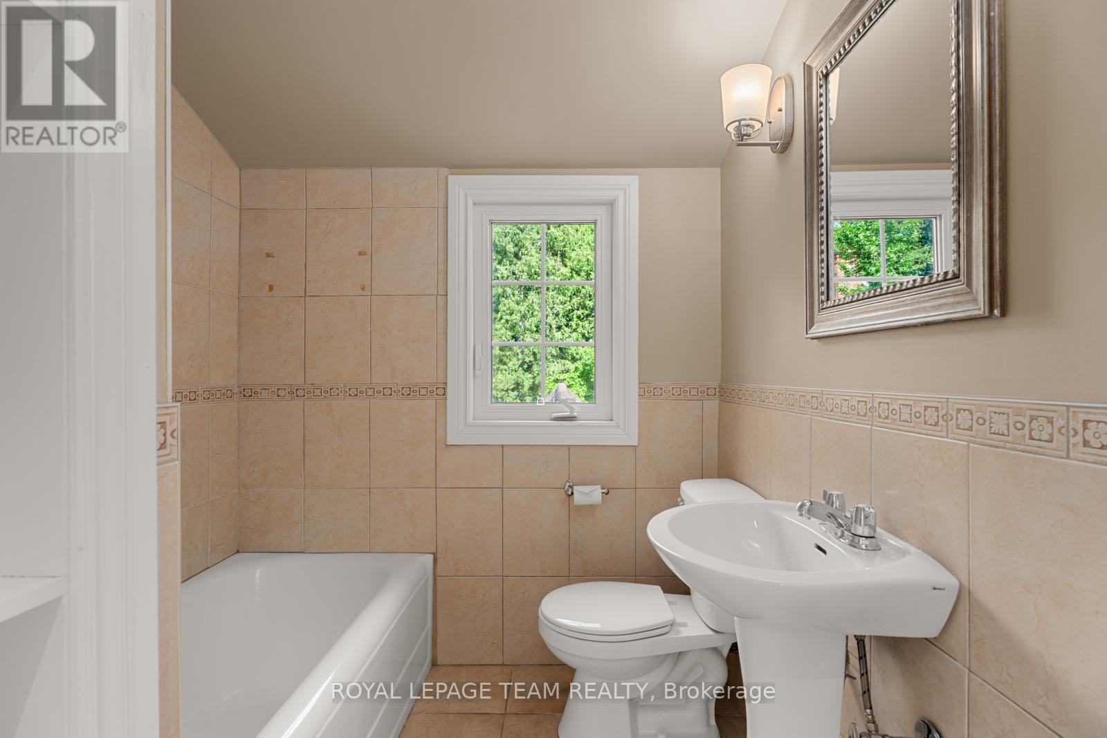 Photo 21 of 308 Manor Avenue, Ottawa ON