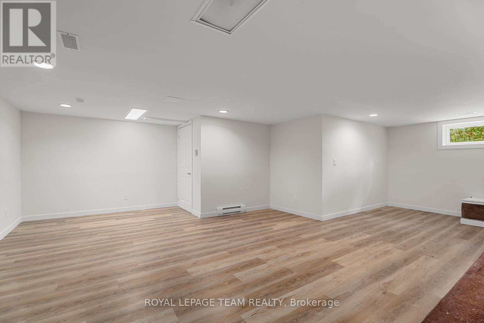 Photo 23 of 308 Manor Avenue, Ottawa ON