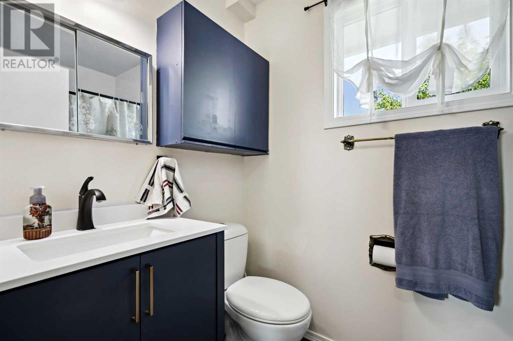 Single Family House for Sale in  Penworth Way SE Penbrooke Meadows Calgary 