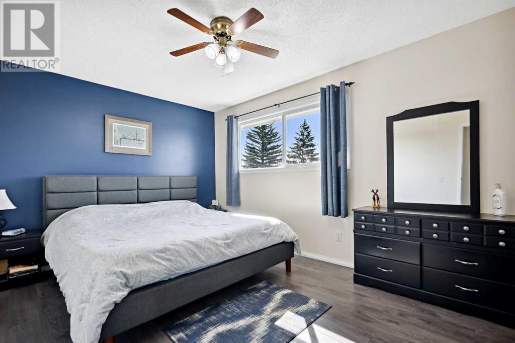 Single Family House for Sale in  Penworth Way SE Penbrooke Meadows Calgary 
