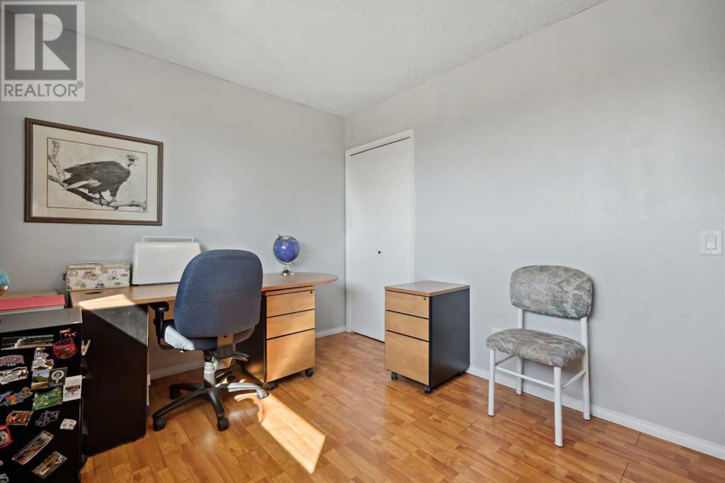 Single Family House for Sale in  Penworth Way SE Penbrooke Meadows Calgary 