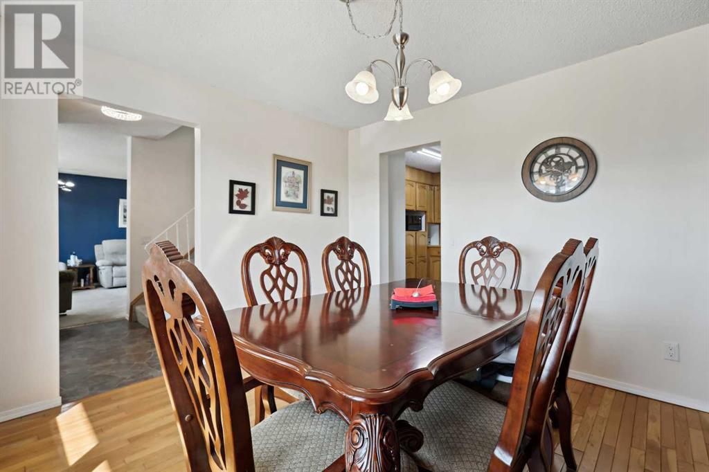 Single Family House for Sale in  Penworth Way SE Penbrooke Meadows Calgary 