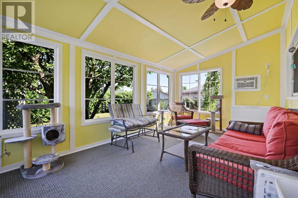 Single Family House for Sale in  Penworth Way SE Penbrooke Meadows Calgary 