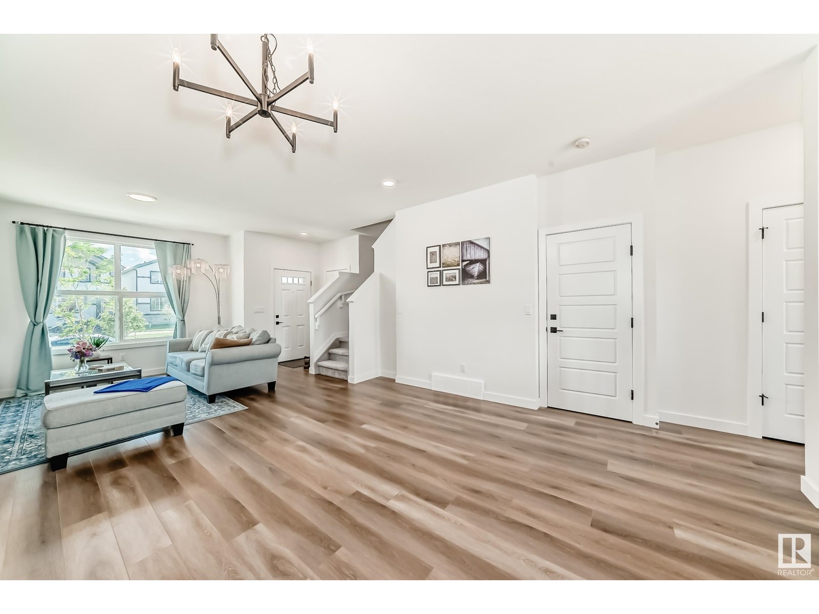 Photo 9 of 54 Sienna Blvd, Fort Saskatchewan AB