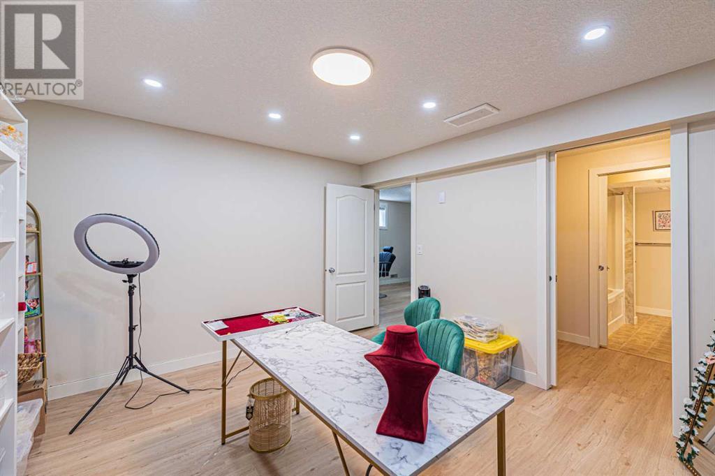 Single Family House for Sale in  Panora Way NW Panorama Hills Calgary 