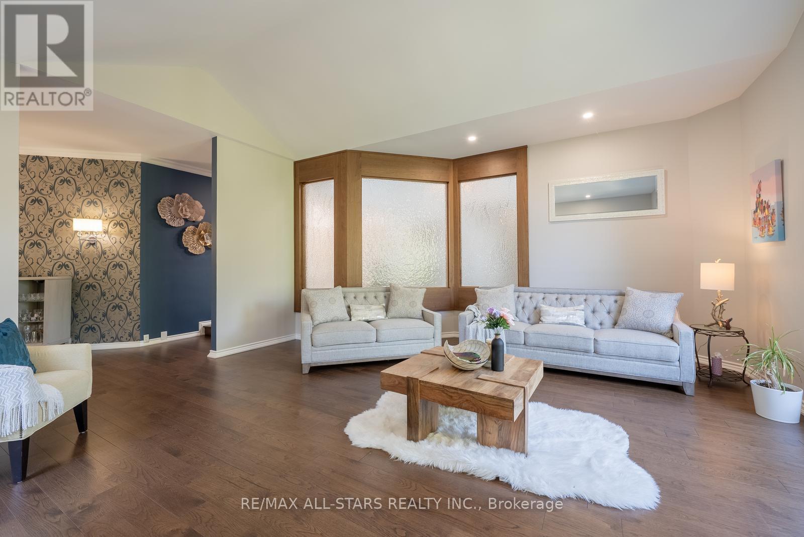 Photo 50 of 64 Woodbridge Circle, Scugog ON