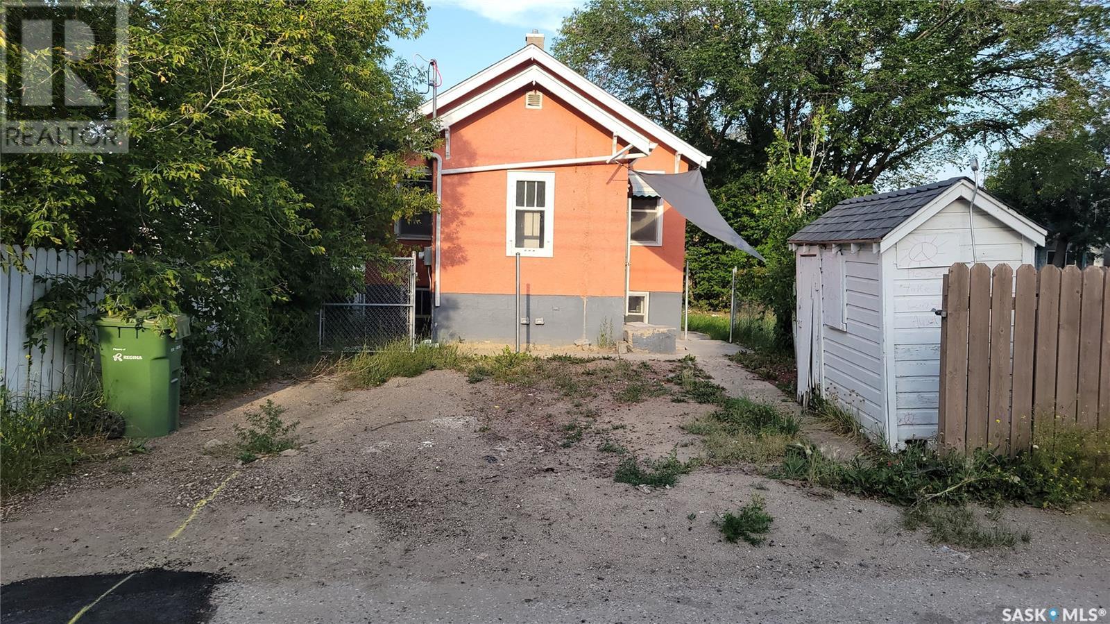 Photo 32 of A B 1824 Winnipeg Street, Regina SK