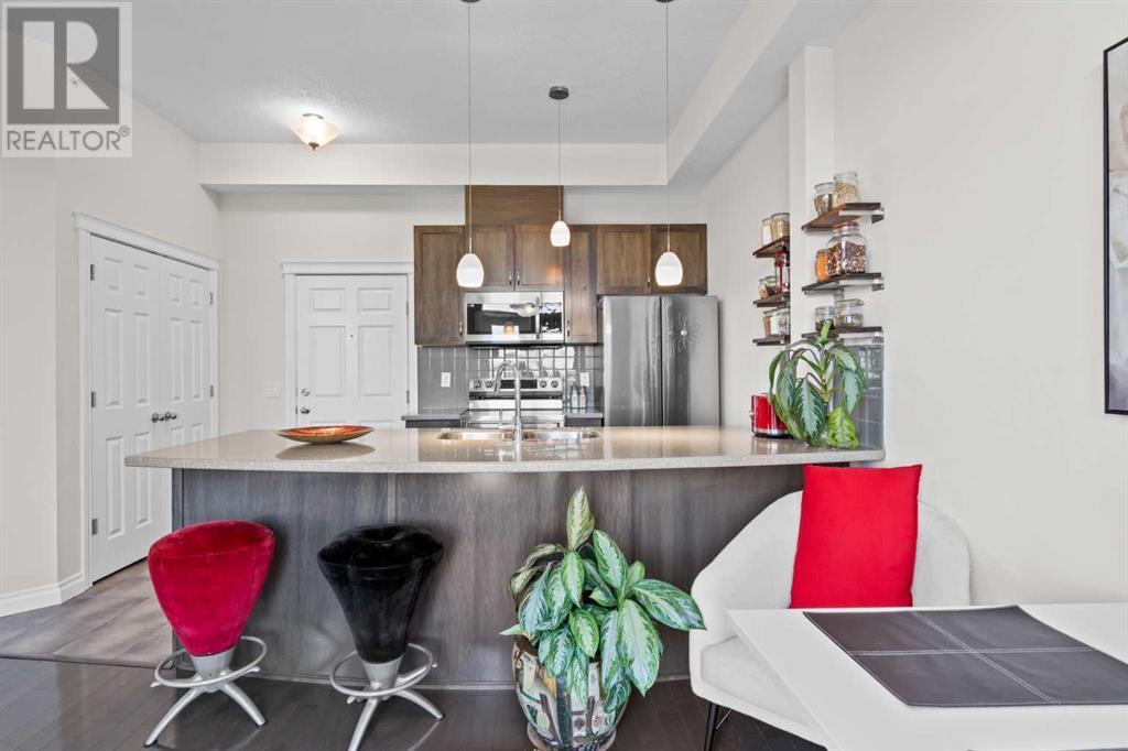 Single Family House for Sale in   Hemlock Crescent SW Spruce Cliff Calgary 