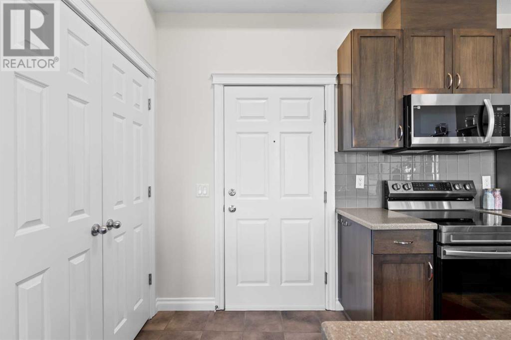 Single Family House for Sale in   Hemlock Crescent SW Spruce Cliff Calgary 
