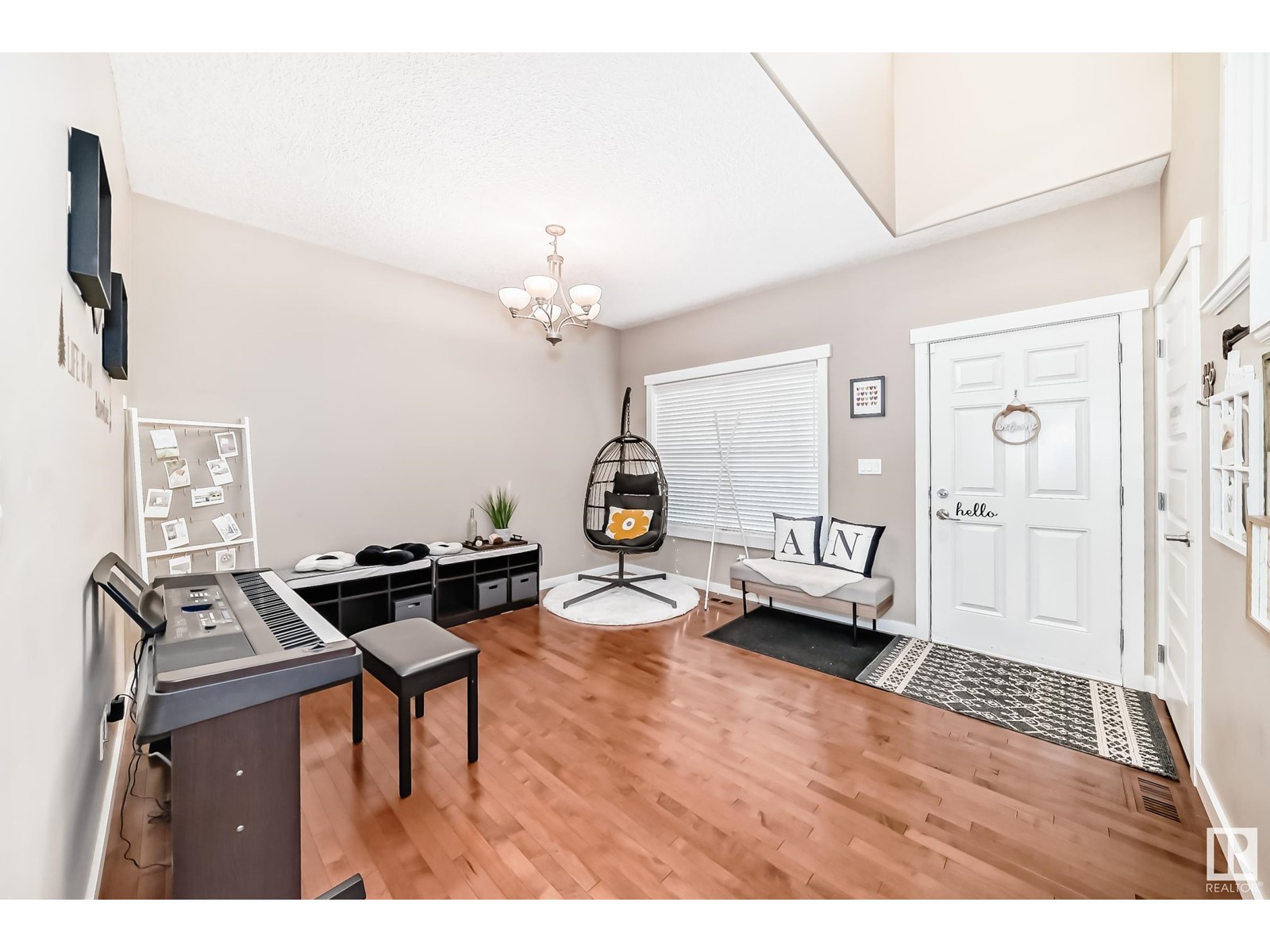 Photo 12 of 313 Magrath Bv Nw, Edmonton AB