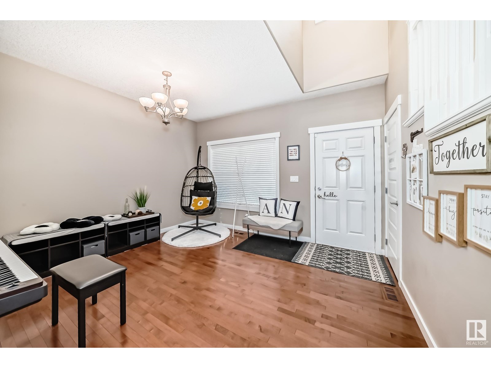 Photo 13 of 313 Magrath Bv Nw, Edmonton AB