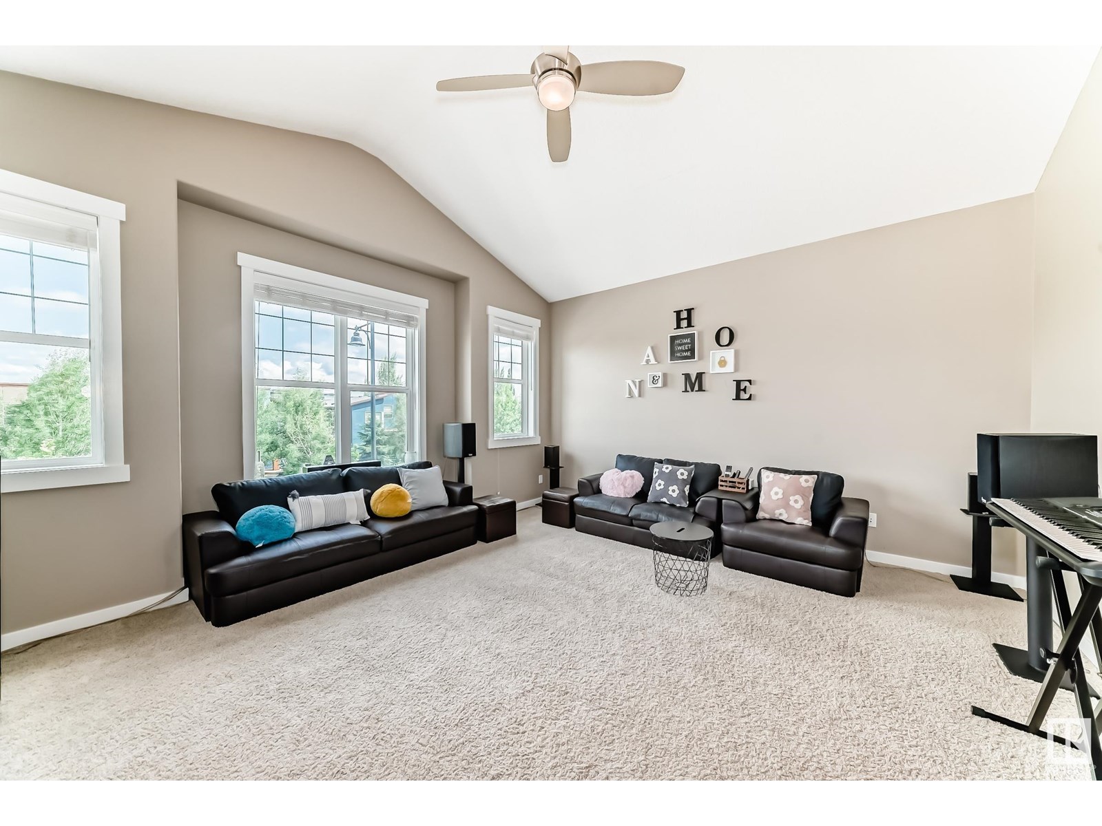 Photo 36 of 313 Magrath Bv Nw, Edmonton AB