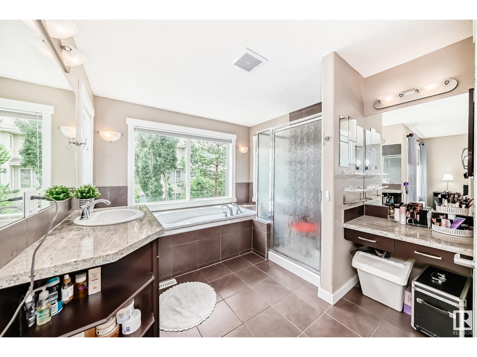 Photo 48 of 313 Magrath Bv Nw, Edmonton AB