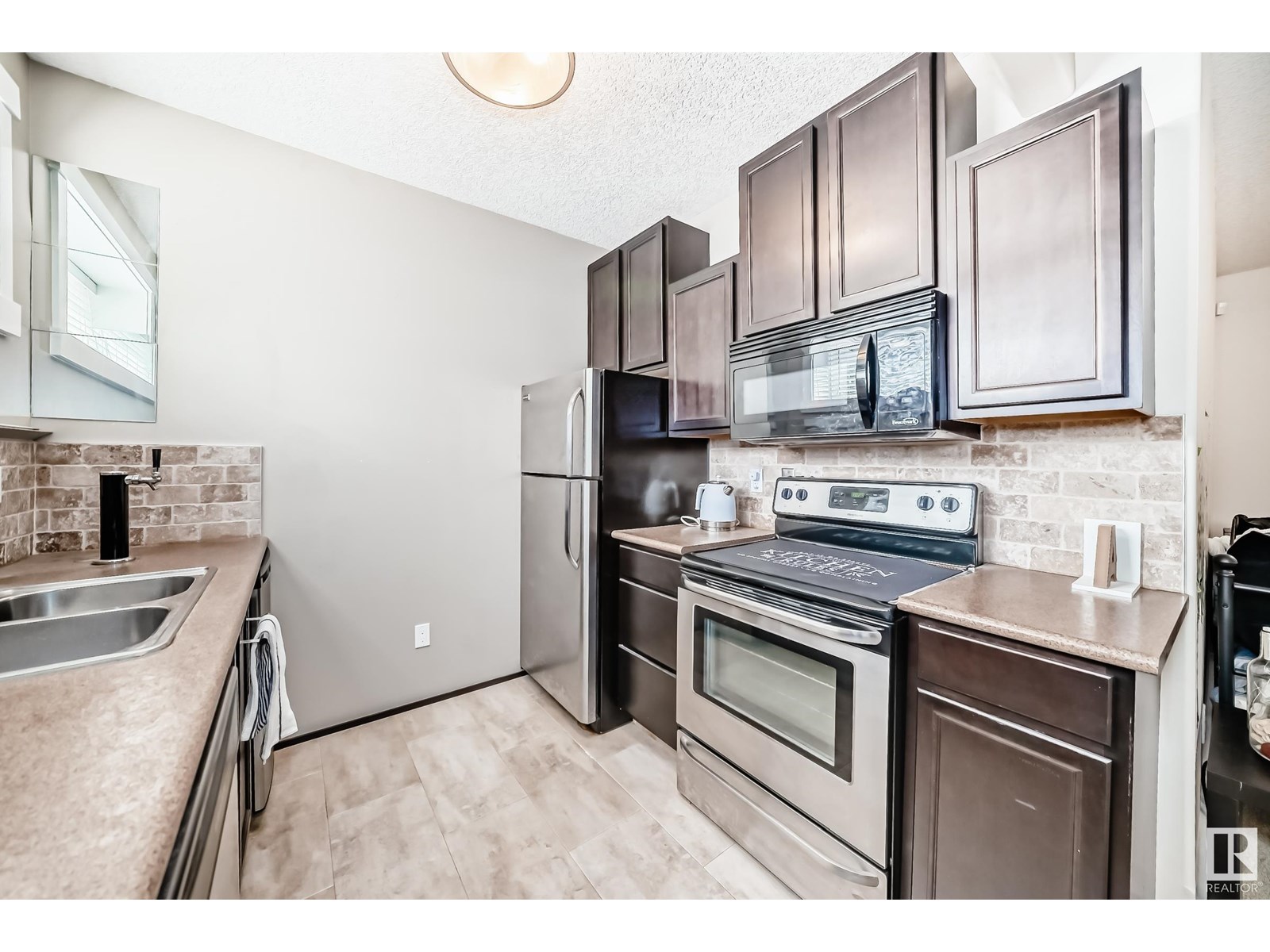Photo 65 of 313 Magrath Bv Nw, Edmonton AB